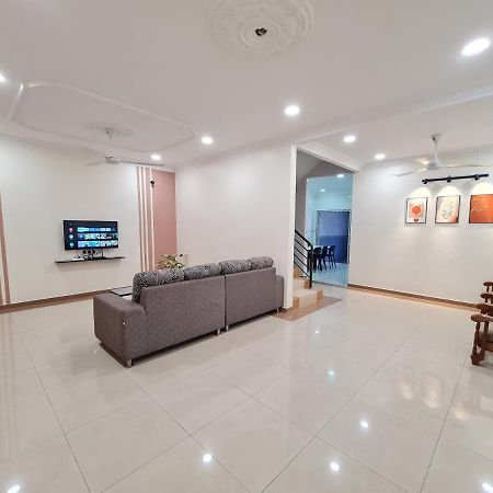 Air-Home M9 Simpang Near Aulong Econsave, 4Br, 10Pax, Netflix Taiping Luaran gambar